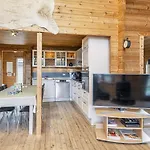 4 Star In 度假居 *