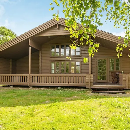 Сasa de vacaciones 8 Person In