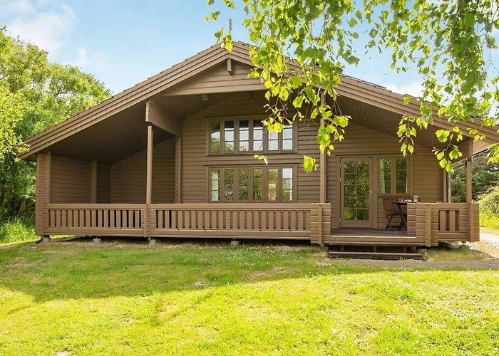 Semesterbostad 8 Person In